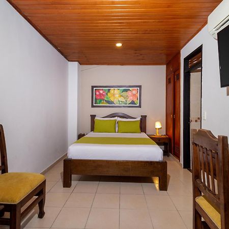 Hotel Campestre La Potra Apiay Bagian luar foto